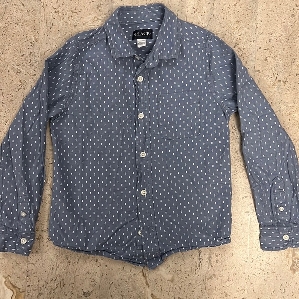 Place long sleeve button down shirt size medium 7/8